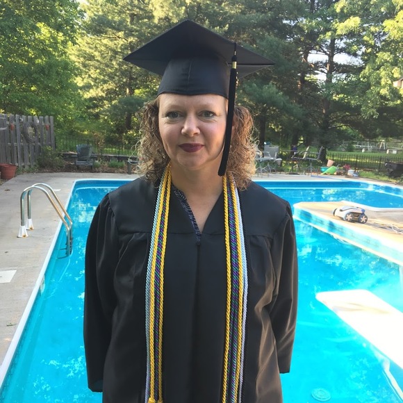 Meet your Posher, Stacy - Picture 1 of 1